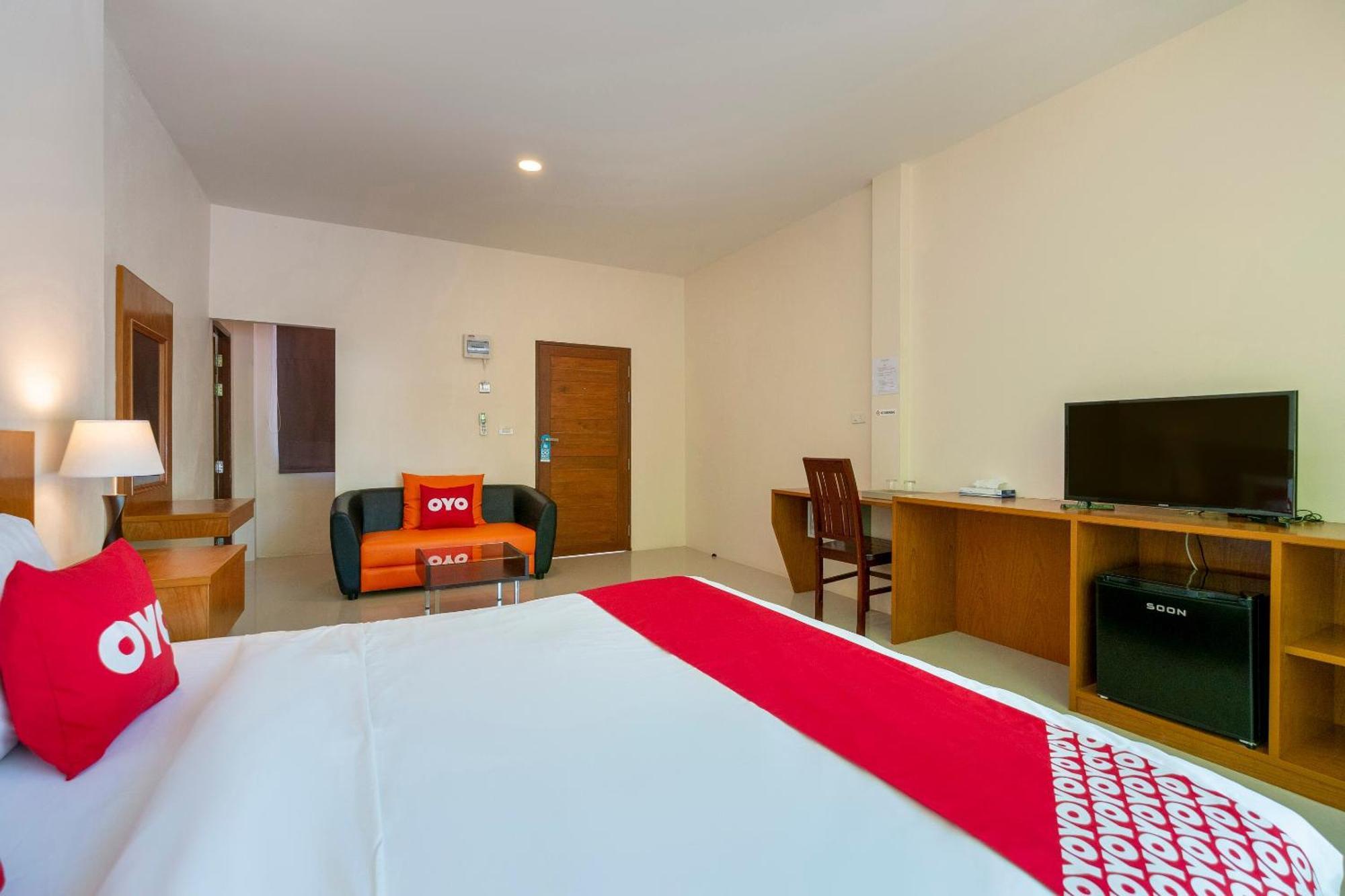 Oyo 665 Sj House Hotel Krabi Exterior photo