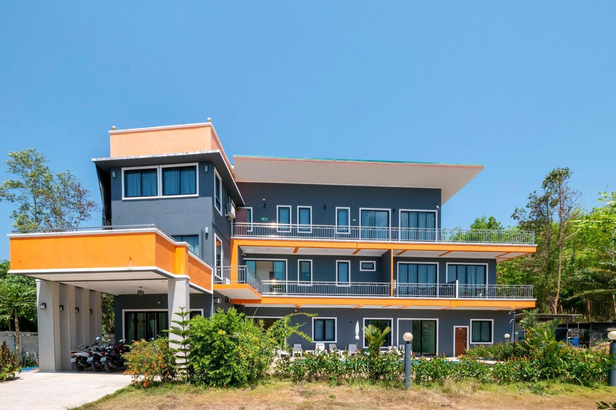 Oyo 665 Sj House Hotel Krabi Exterior photo